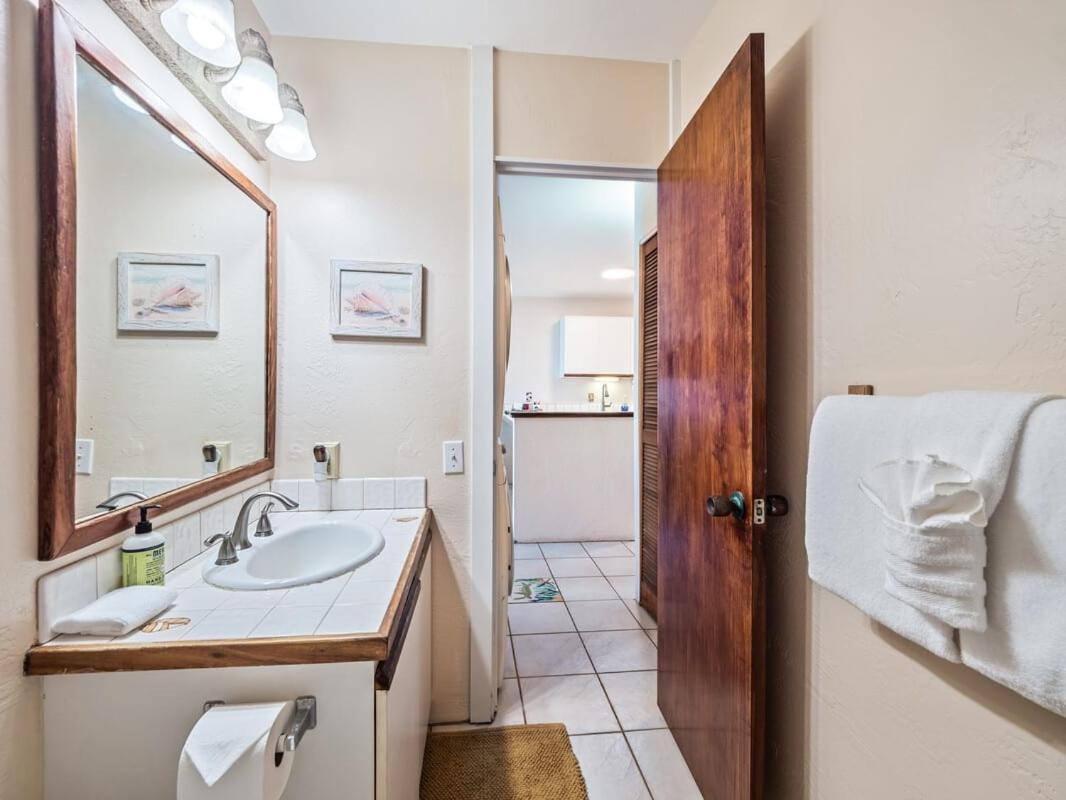 Oceanfront 1 Bedroom 2 Bathroom With Large Lanai - Kona Bali Kai 218 Kailua-Kona Exterior foto